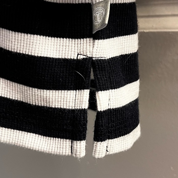 T by Talbots Women’s Black and White Striped Long Sleeve Top - Picture 7 of 7